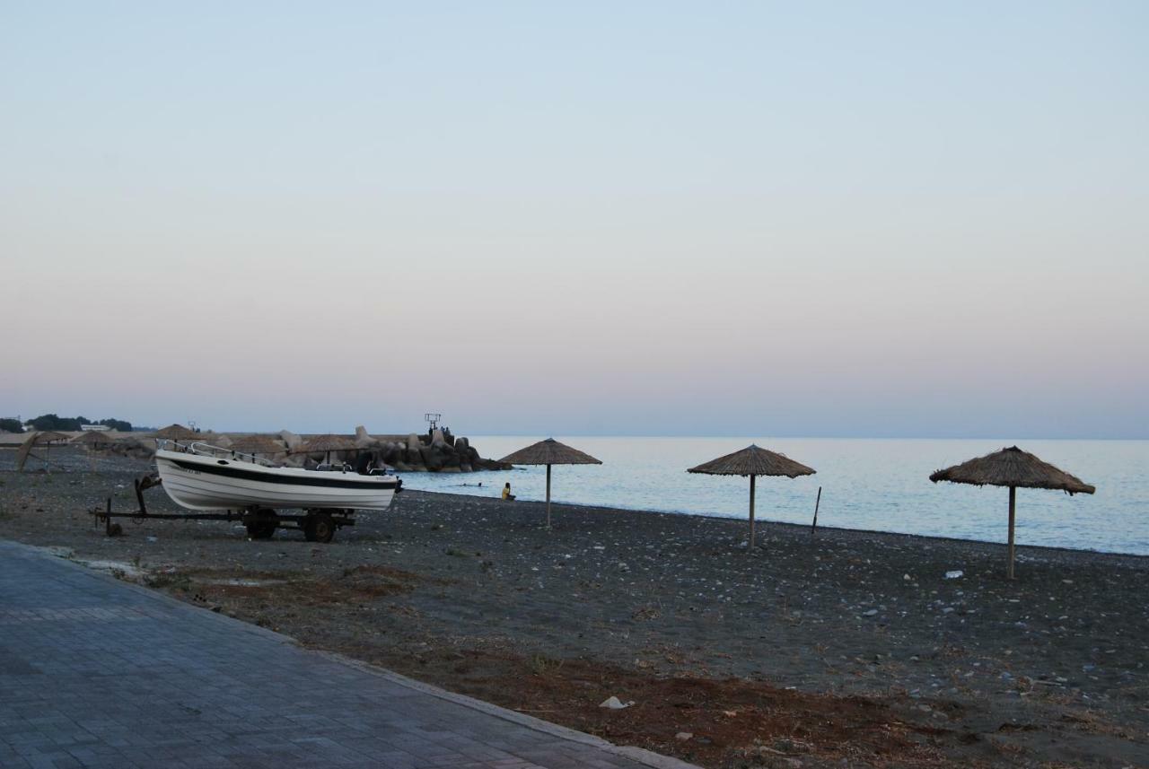 Hatzidakis Beach Retreat Ierápetra Eksteriør bilde